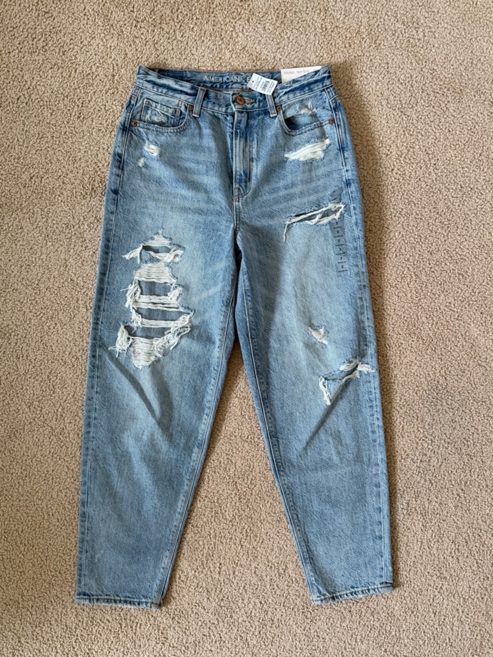 AE Relaxed Mom Jeans